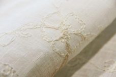 10" Embroidered Linen Scallop Trim