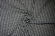 Black & White Arrow Lightweight Poly