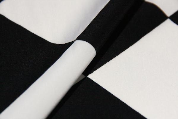 Jumbo Black & White Diamond Lightweight Poly 1 Jumbo Black & White Diamond Lightweight Poly