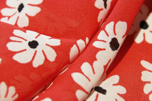 Daisies Rayon Chiffon – Red 1 Daisies Rayon Chiffon - Red